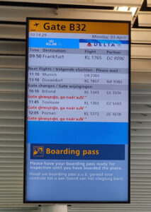LH 2303 AMS - MUC