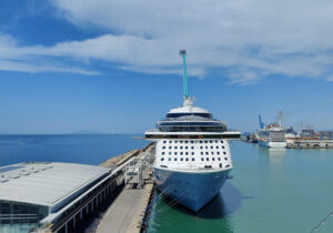 Odyssey of the Seas und Norwegian Breakaway