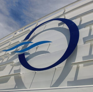 Logo am Schornstein
