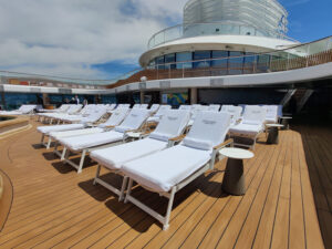 Pooldeck