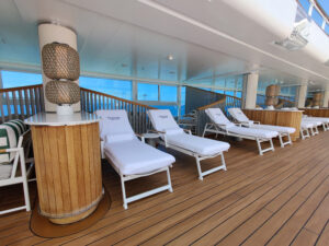 Pooldeck