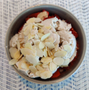 Berry Sundae