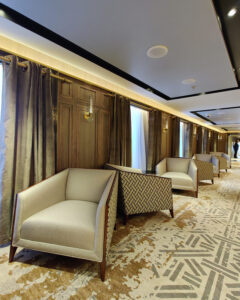 Grand Lounge