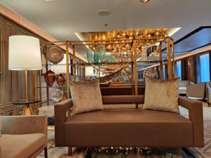 Grand Lounge