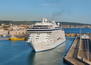 Abfahrt der Seven Seas Splendor