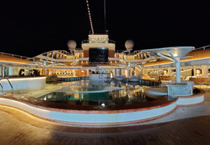 Pooldeck