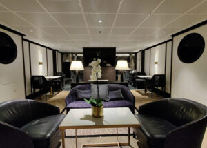 Executive Lounge