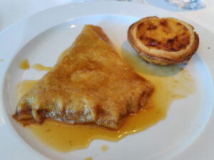 den Crêpes Suzette und einem Pasteis de Nata konnte ich nicht widerstehen