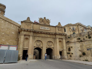 Victoria Gate