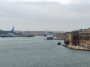 Blick zum Schiff