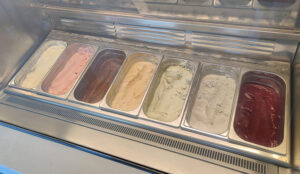 Eis im Waves Grill