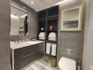 Oceania Suite 12014