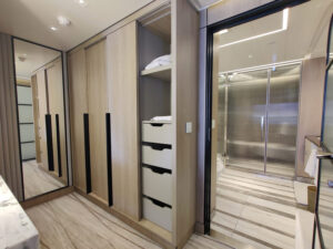 Oceania Suite 12014