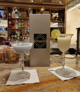 Miss Violett und Key Lime Martini