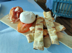 Burrata & Crudo
