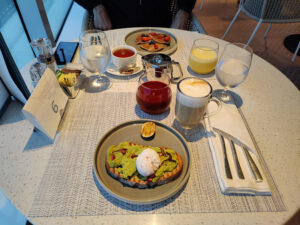 Frühstück im Aquamar Kitchen