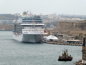 Blick zum Schiff