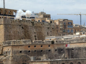 Saluting Battery