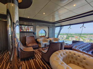 Smoking Room