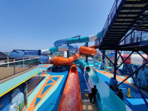 Aqua Tube & Constrictor