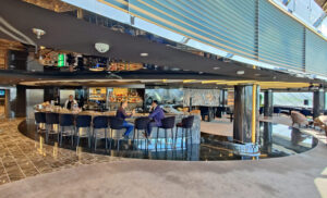 Top Sail Lounge