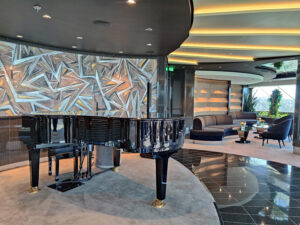 Top Sail Lounge
