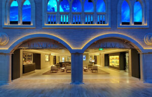 Luxury Plaza