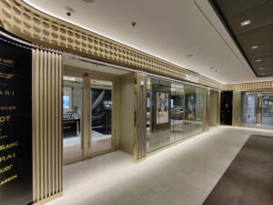 Luxury Plaza