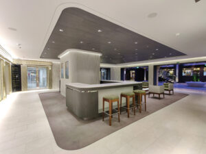 Luxury Plaza