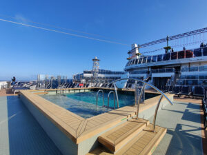 Horizon Pool