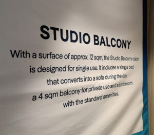 Studio Balcony - 13266