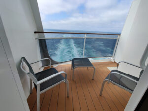 Studio Balcony - 13266