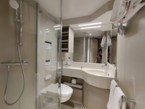 Studio Interior - 12172