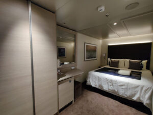 Deluxe Interior - 12252