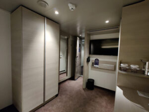 Deluxe Interior - 12252