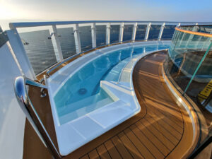 Infinity Whirlpool