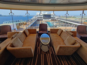 Sky Lounge