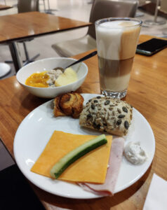 Frühstück in der Lounge