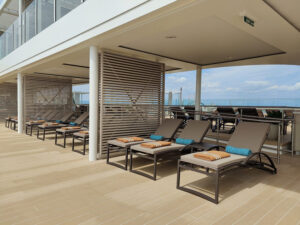 Pooldeck
