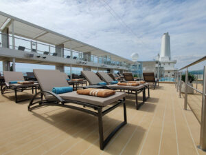 Pooldeck