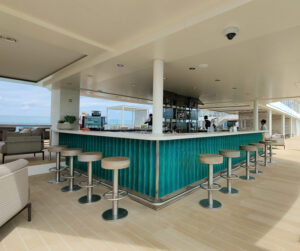 Pool Bar