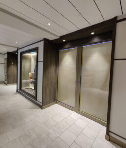 Boutique Deck 5