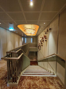 Venetian Lounge