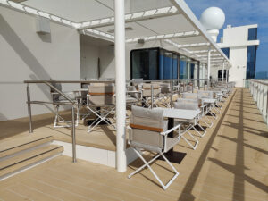 Deck 10 seitlich