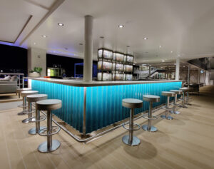 Pool Bar
