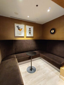 Crew Bar