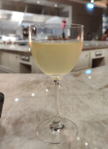 Cocktail inbetween