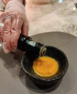 Kürbiseis mit Kernöl