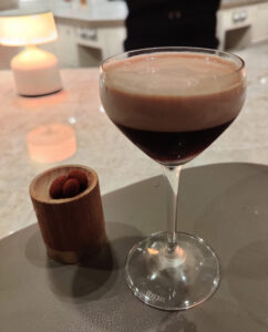 Kaffee Cocktail und Schokolade