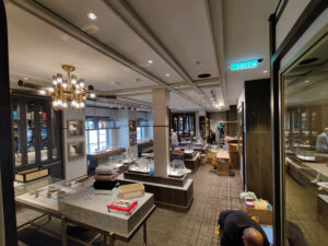 Boutique Deck 5